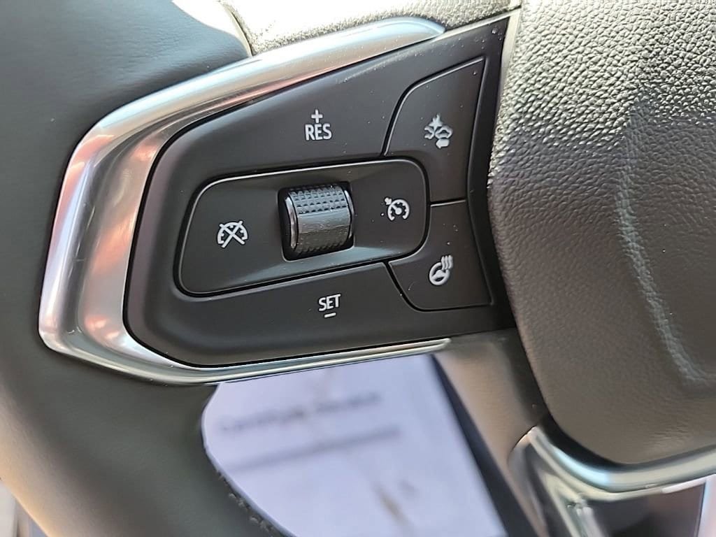 New 2026 Chevrolet Trax LT w/ Driver Confidence Package FWD image 12