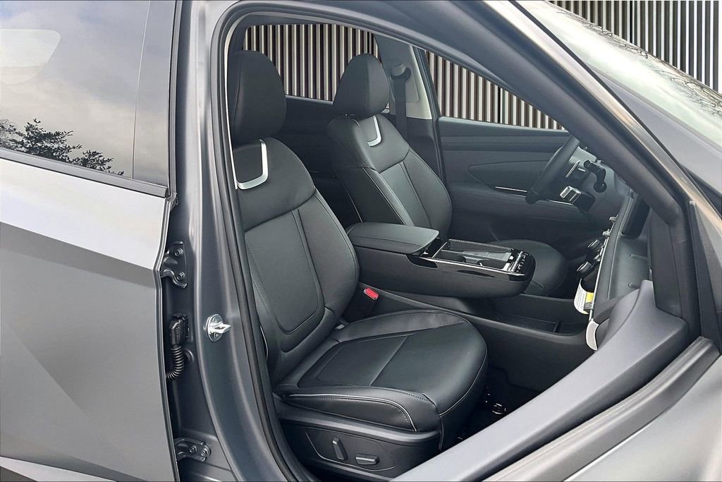 New 2026 Hyundai Tucson Limited image 9