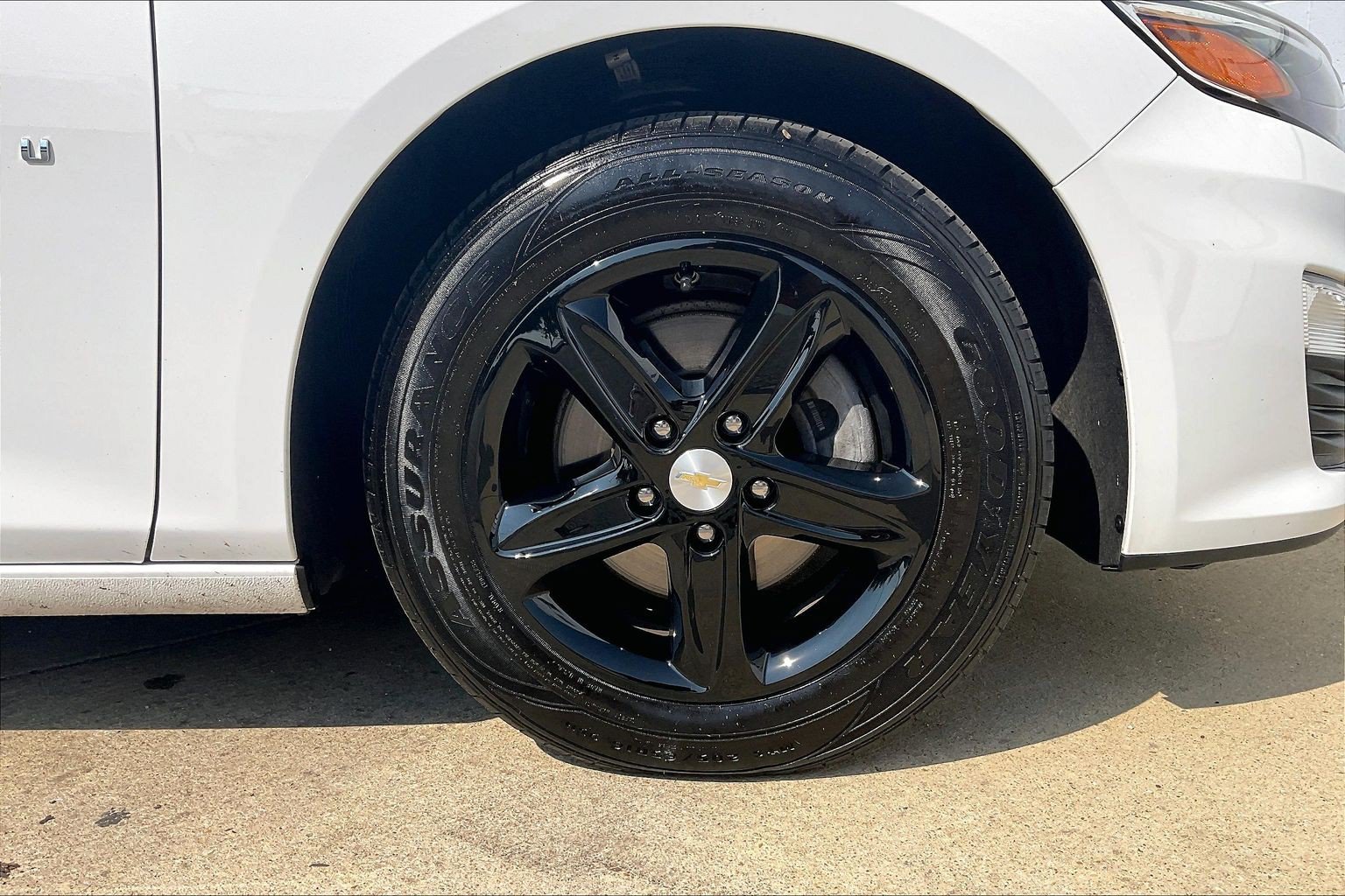 Used 2024 Chevrolet Malibu LT FWD image 11