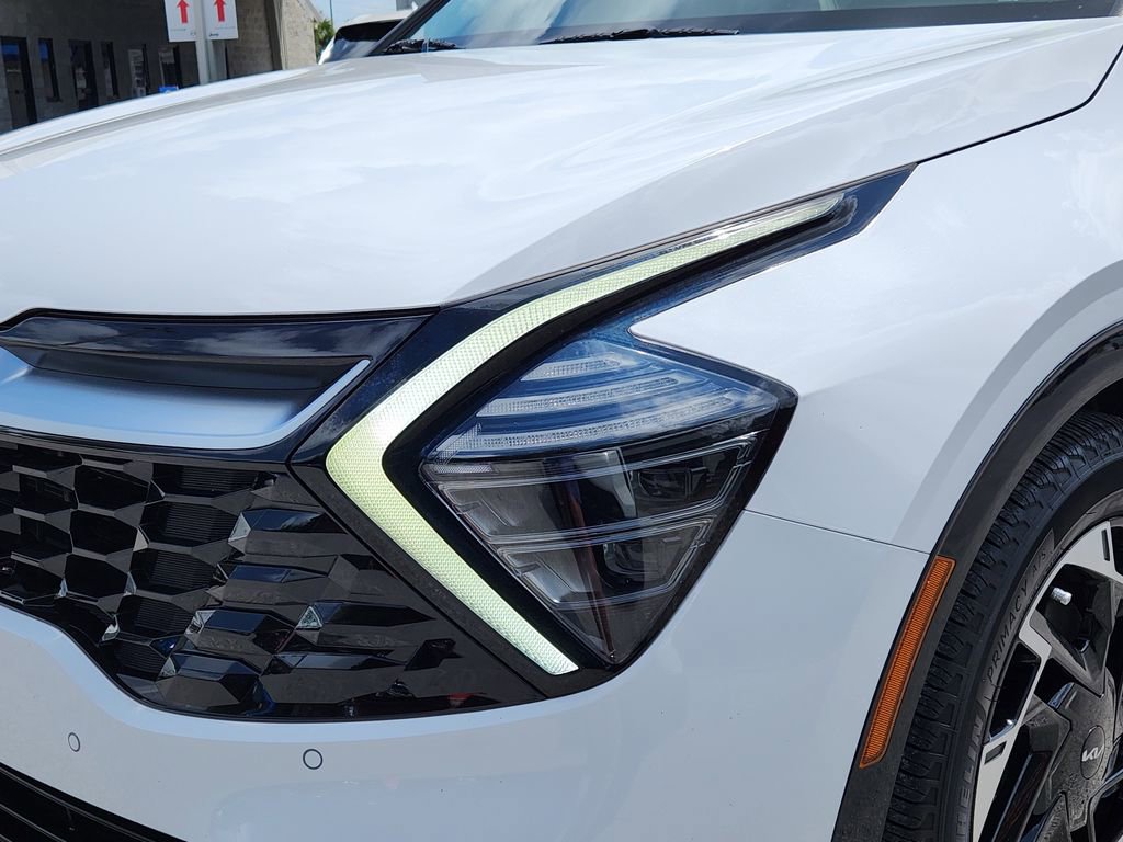 Used 2023 Kia Sportage SX image 7