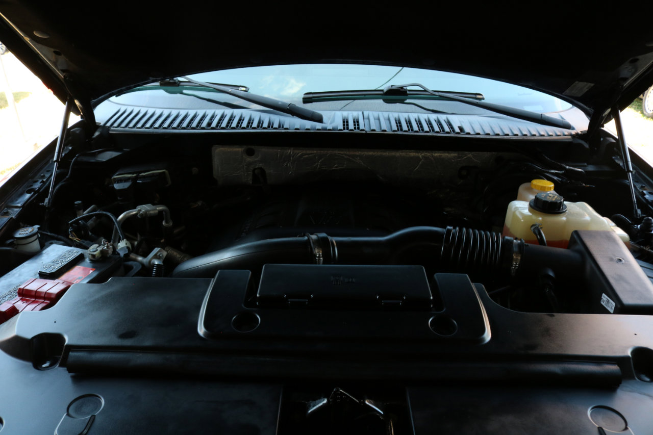 Used 2017 Ford Expedition XLT w/ Equipment Group 202A image 51