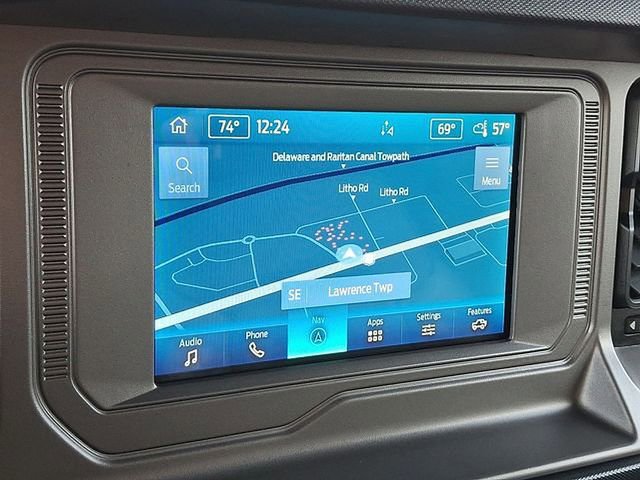 Used 2022 Ford Bronco Outer Banks image 3