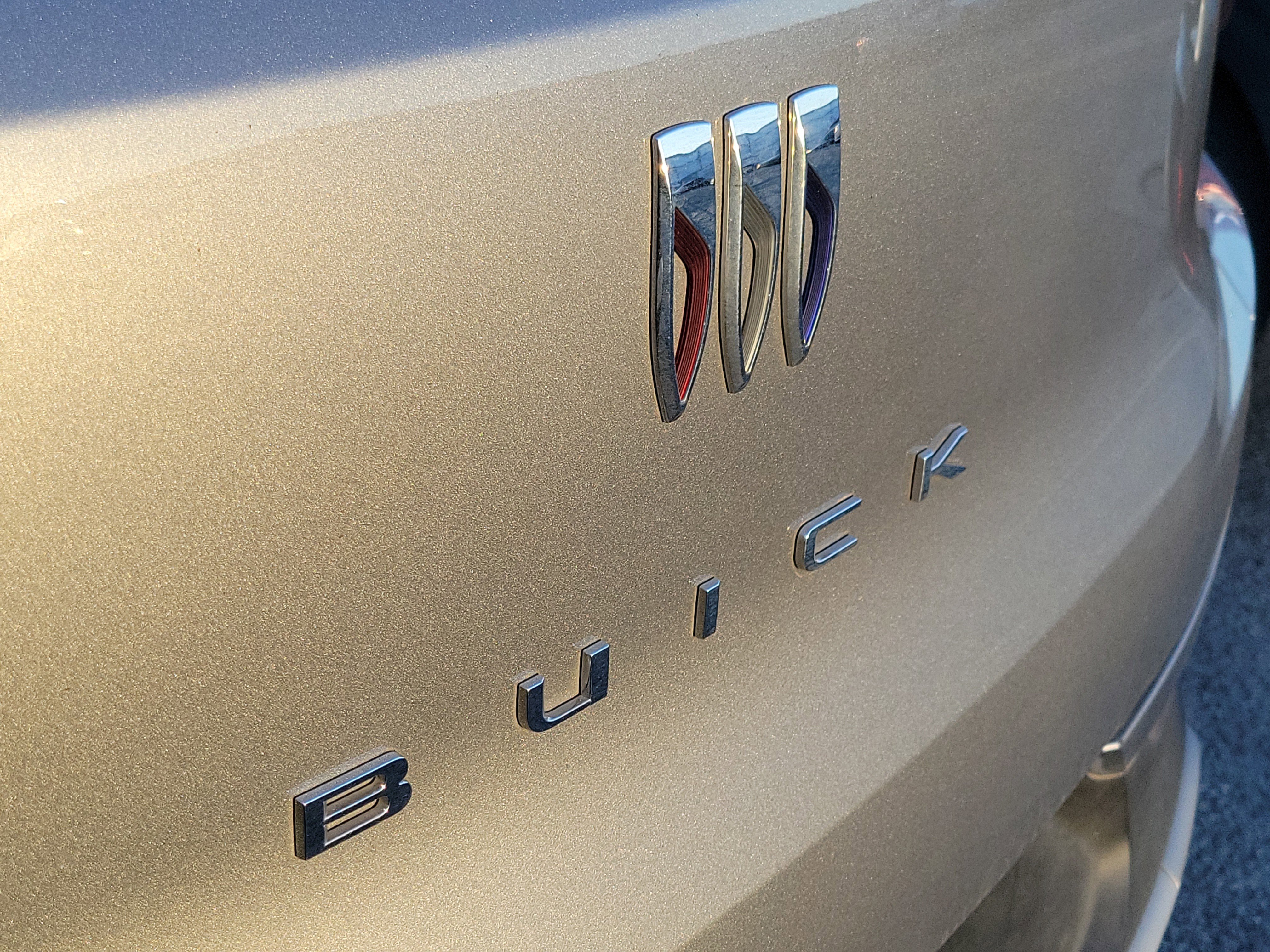 Used 2025 Buick Encore GX Preferred image 10