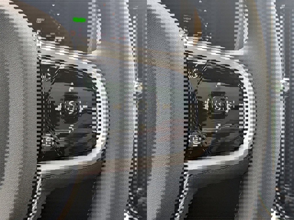 New 2026 Volvo XC90 T8 Ultra w/ Protection Package Premier image 37