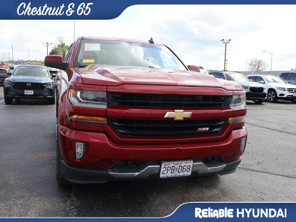 Used 2018 Chevrolet Silverado 1500 LT w/ All Star Edition image 2