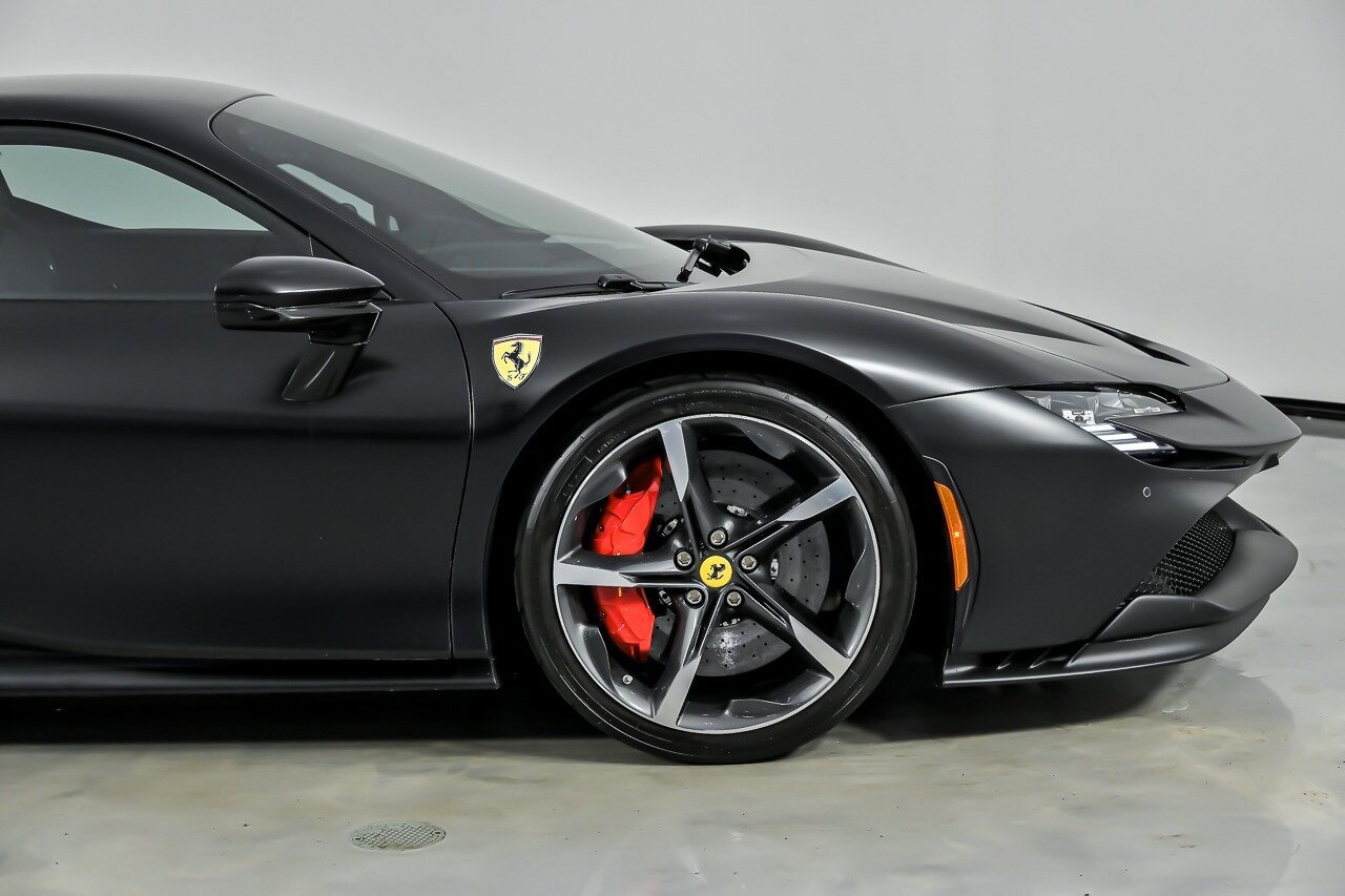 Used 2022 Ferrari SF90 Stradale AWD/4WD image 15