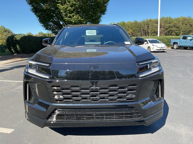 New 2026 Toyota RAV4 XSE w/ Weather Package AWD/4WD image 3