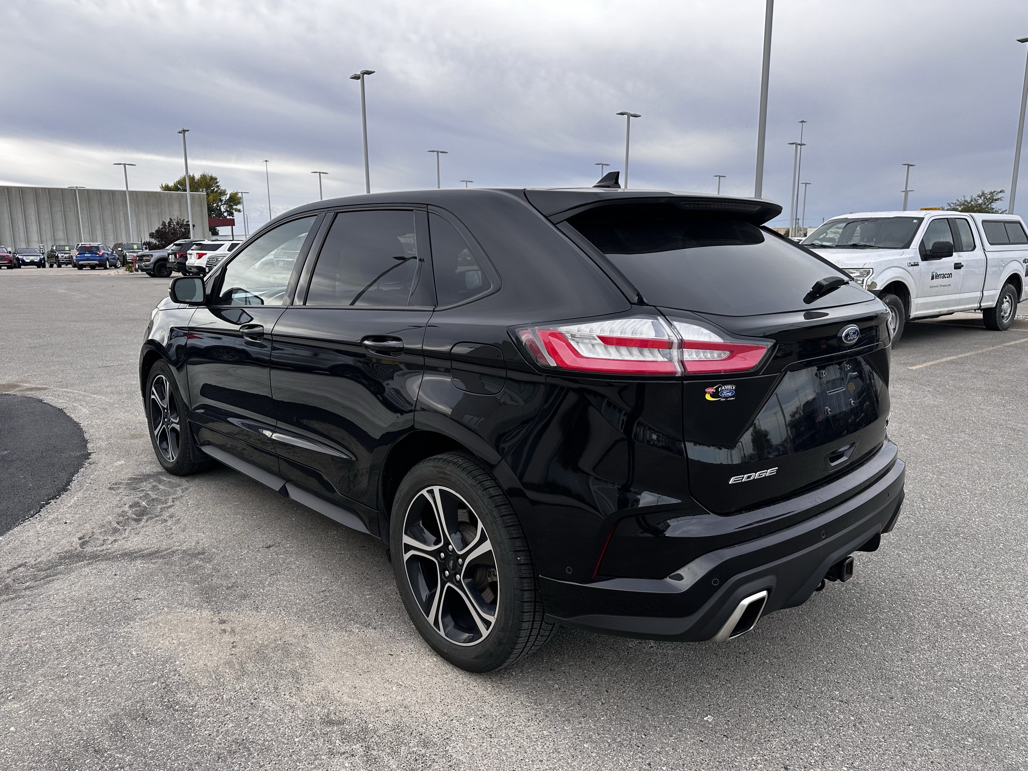 Certified 2019 Ford Edge ST w/ Equipment Group 401A AWD/4WD image 4