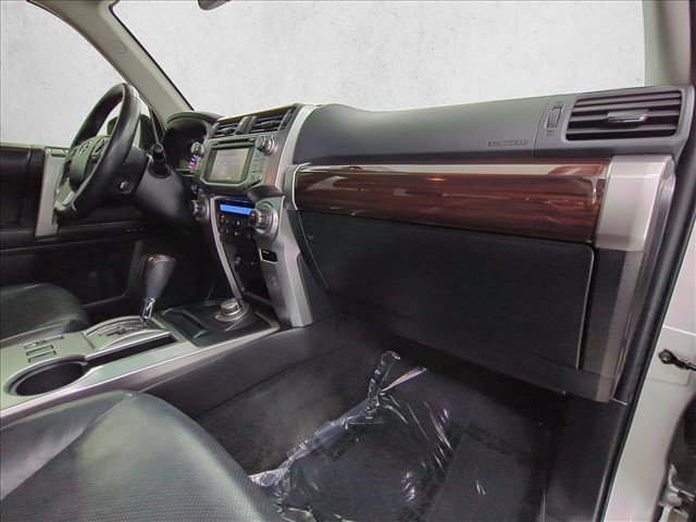 Used 2016 Toyota 4Runner Limited AWD/4WD image 26
