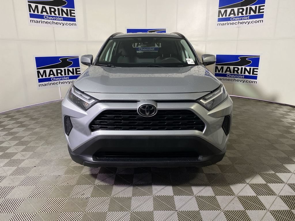 Used 2024 Toyota RAV4 XLE FWD image 12