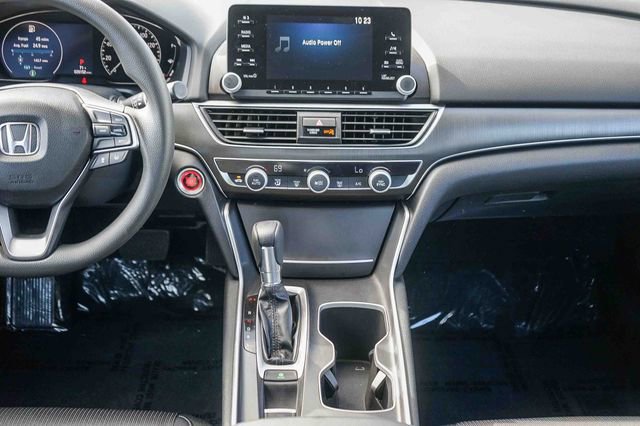 Used 2018 Honda Accord LX image 14