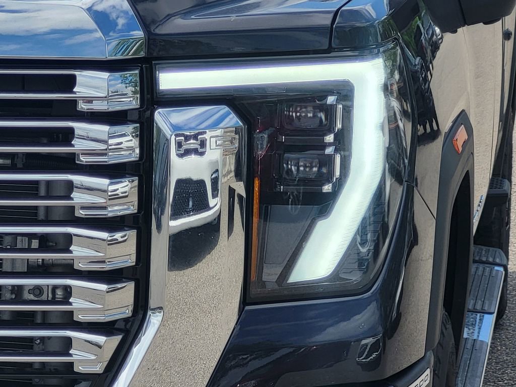 New 2025 GMC Sierra 2500 Denali w/ Denali Reserve Package AWD/4WD image 39