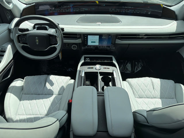 New 2027 Lincoln Navigator L Black Label AWD/4WD image 24