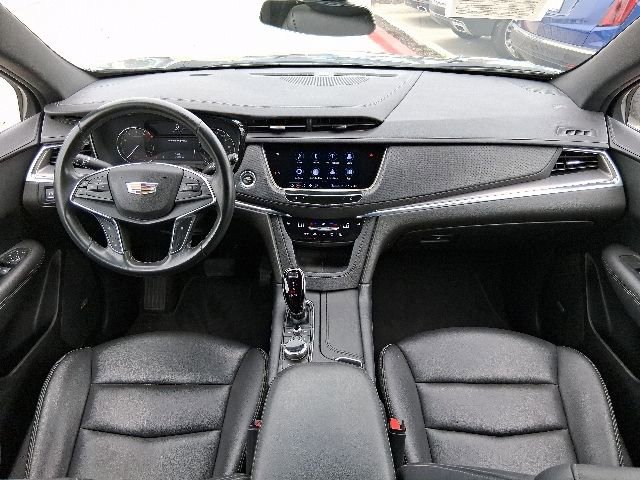 Used 2023 Cadillac XT5 Luxury FWD image 9