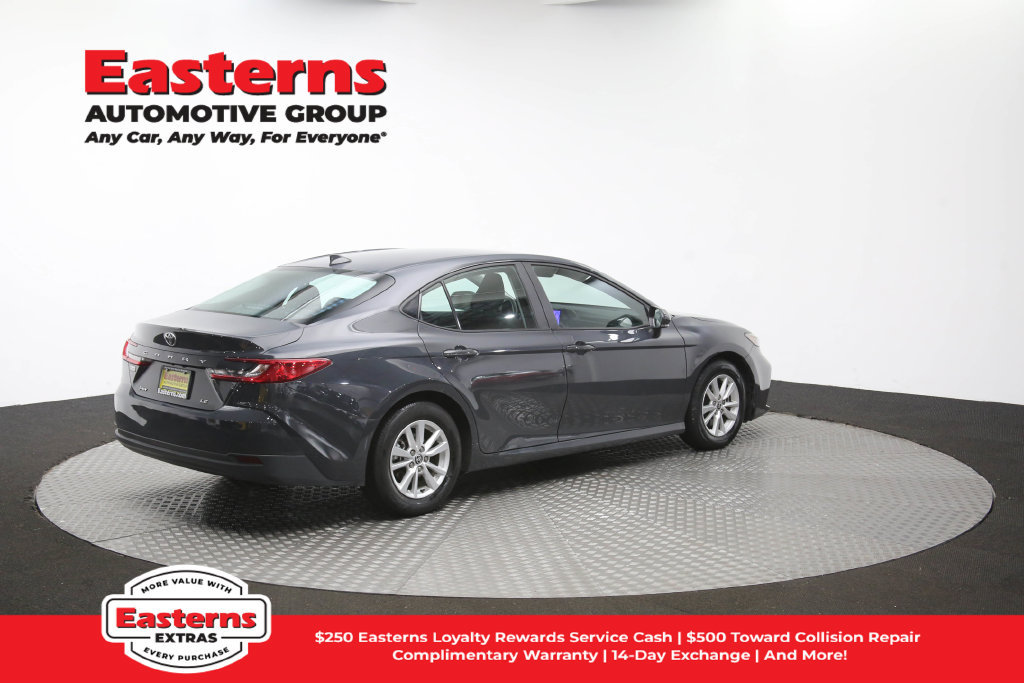 Used 2025 Toyota Camry LE FWD image 40