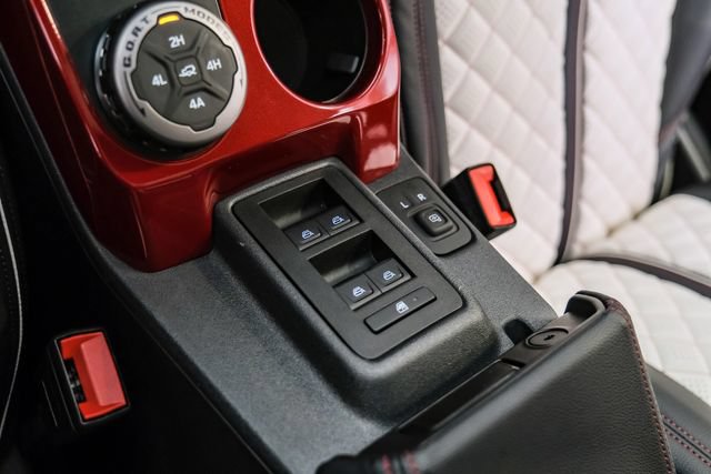 Used 2025 Ford Bronco Heritage Edition AWD/4WD image 64