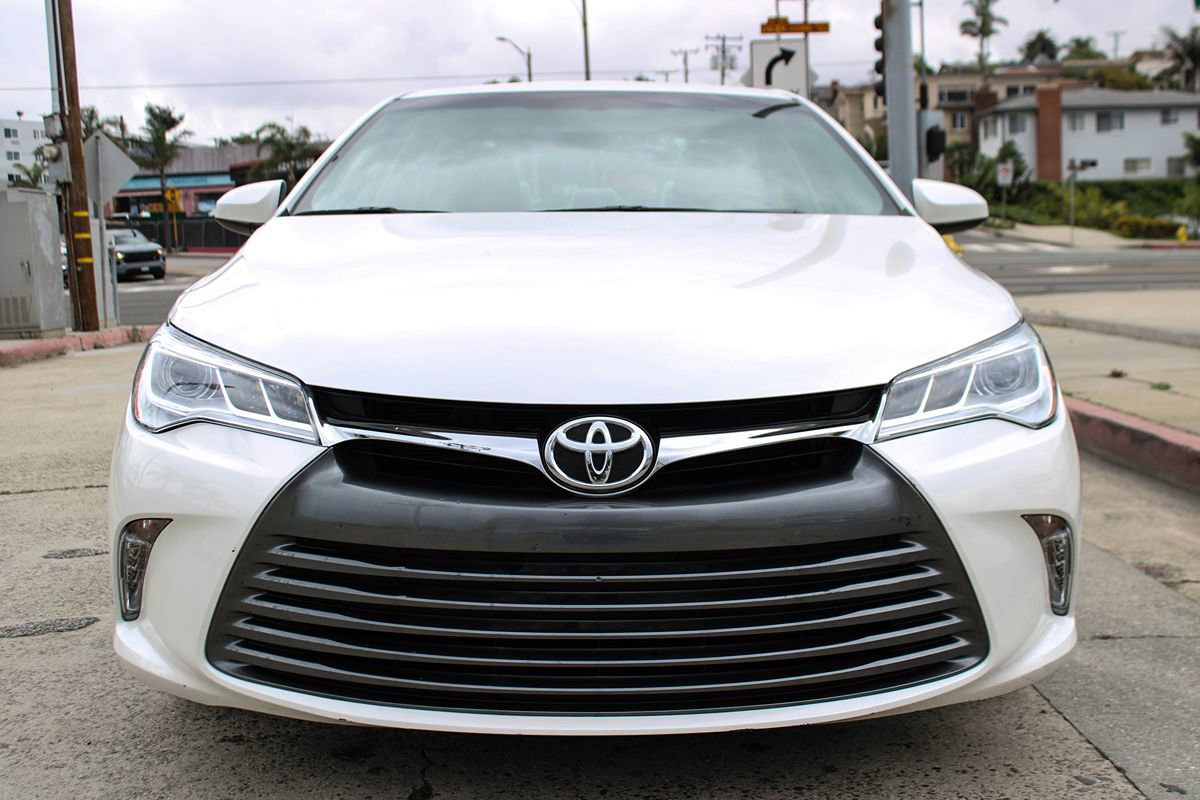 Used 2015 Toyota Camry XLE FWD image 10