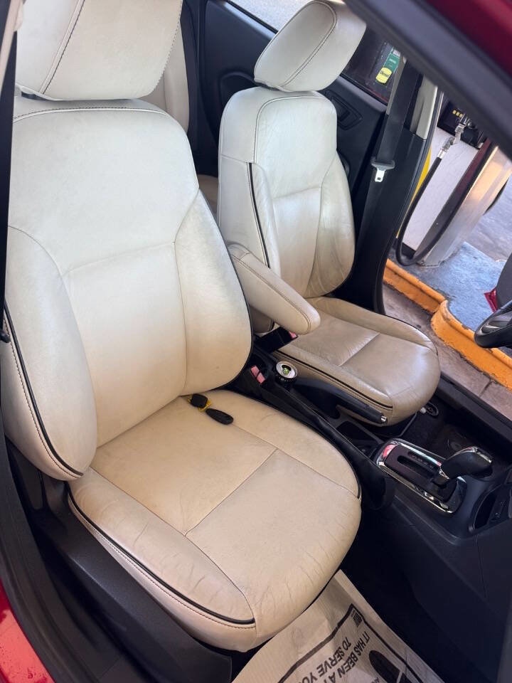 Used 2012 Ford Fiesta SEL image 15