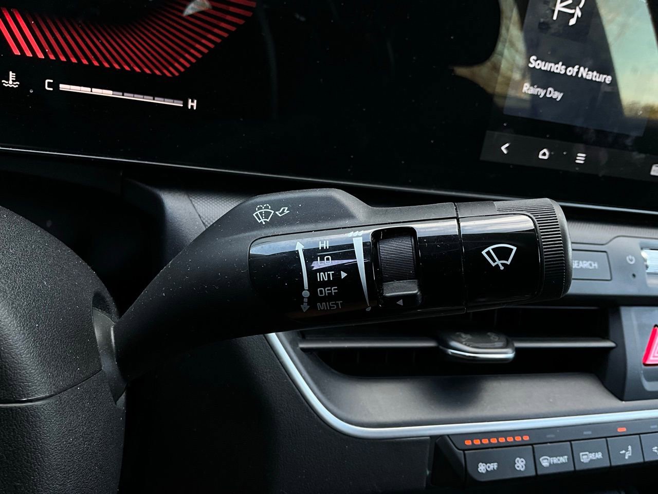 Used 2025 Kia K4 LXS image 37