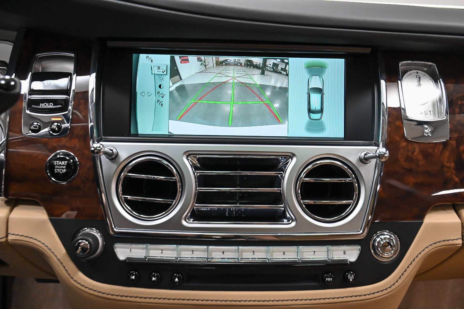 Used 2017 Rolls-Royce Ghost image 43