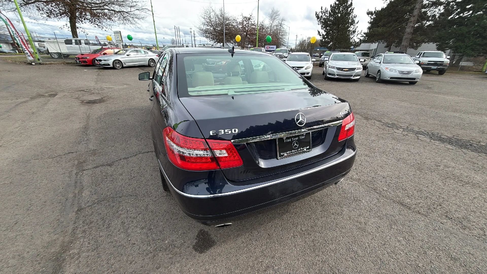 Used 2010 Mercedes-Benz E 350 4MATIC Sedan image 5