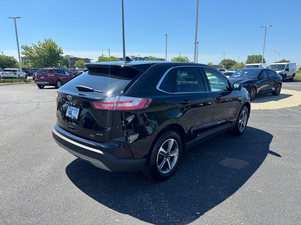Certified 2024 Ford Edge SEL w/ Convenience Package AWD/4WD image 5
