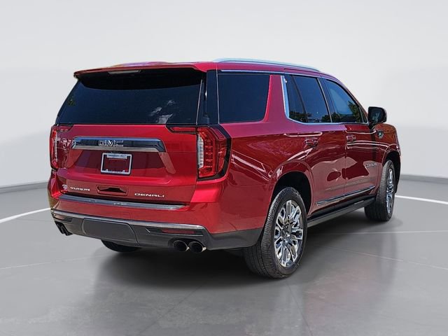 Used 2023 GMC Yukon Denali Ultimate AWD/4WD image 3
