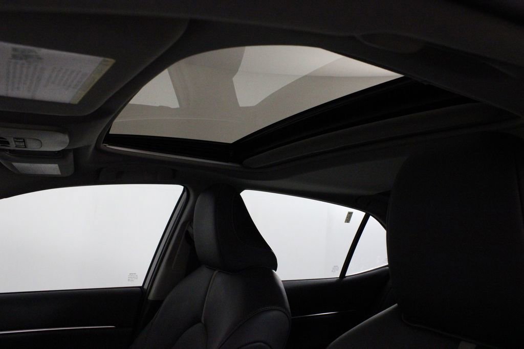 Used 2024 Toyota Camry XSE image 22