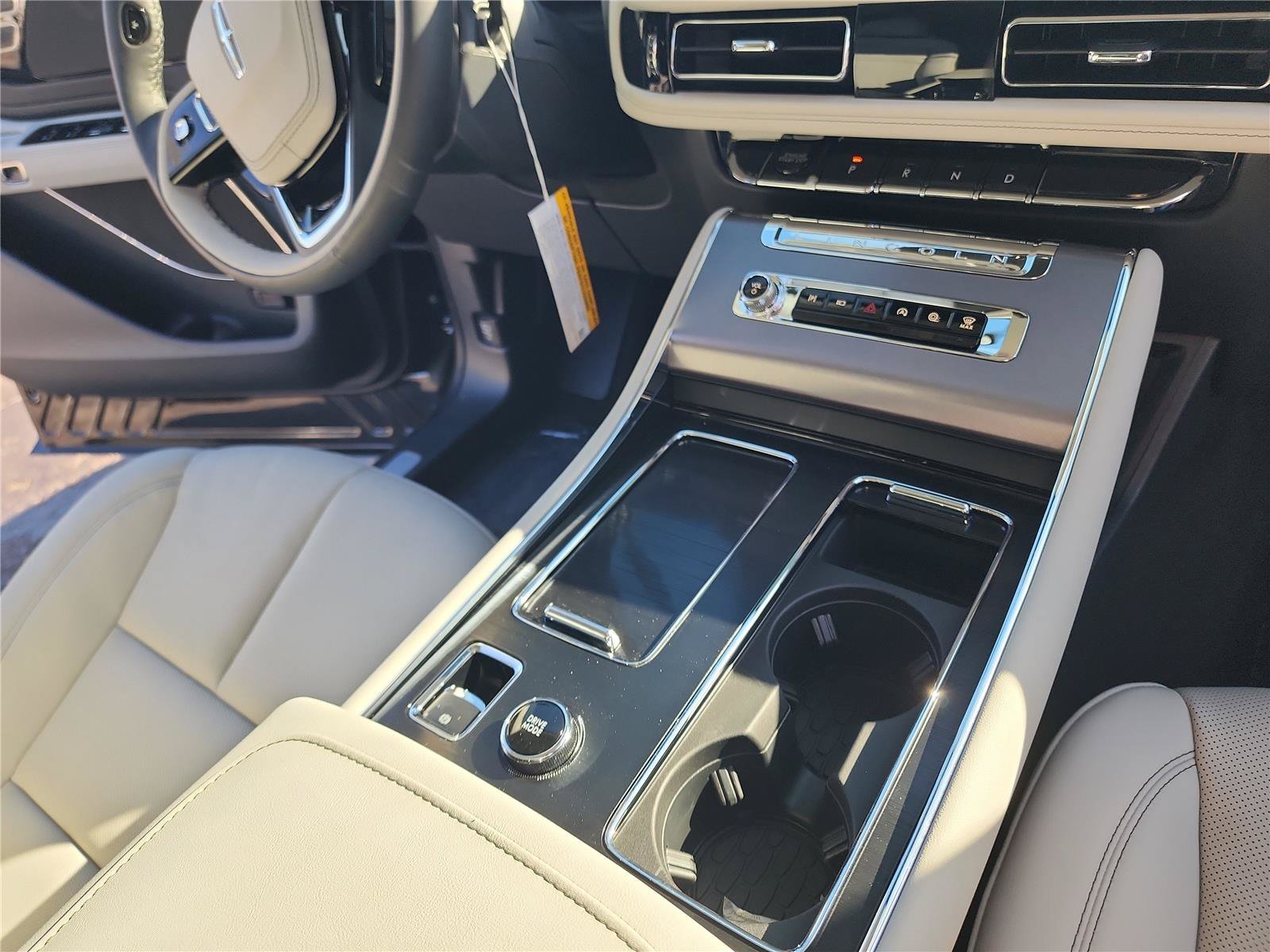 New 2026 Lincoln Aviator 2WD image 33