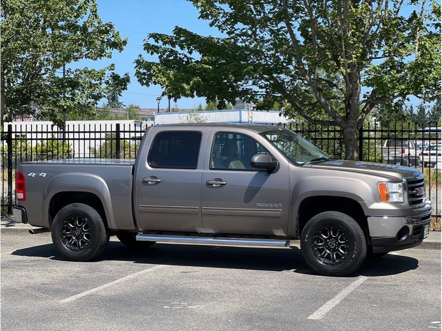 Used 2013 GMC Sierra 1500 SLT w/ Entertainment Package