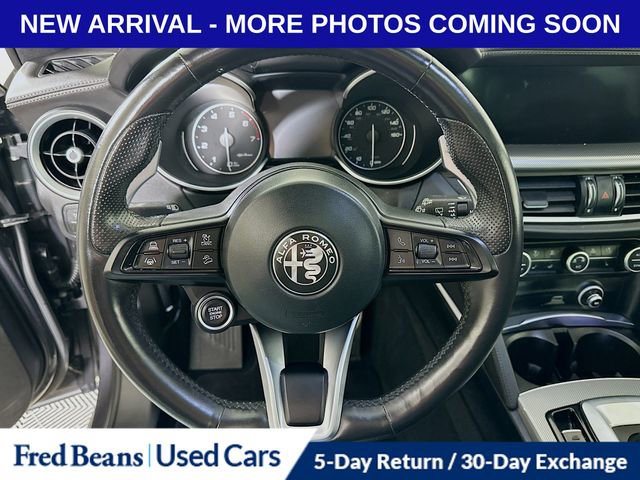 Used 2023 Alfa Romeo Stelvio Veloce image 13