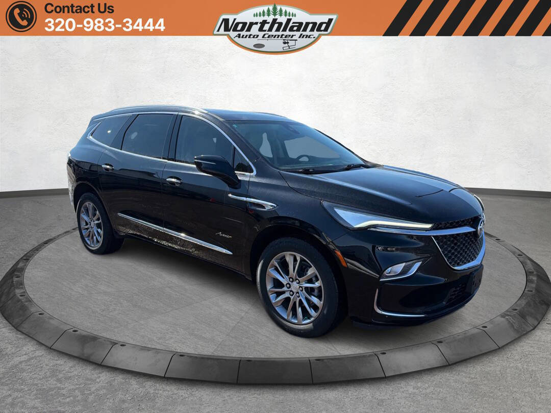 Used 2022 Buick Enclave Avenir AWD/4WD image 3