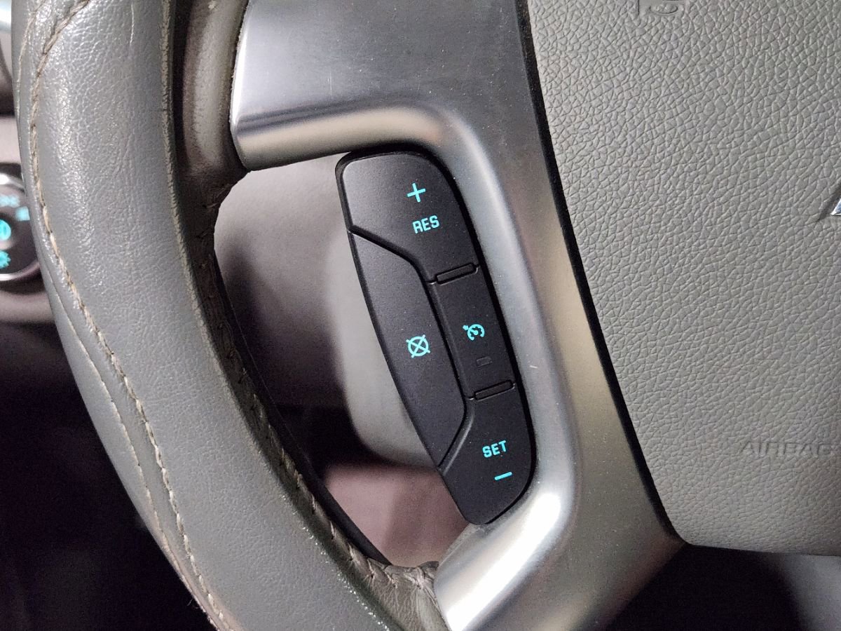 Used 2017 Chevrolet Traverse LT image 44