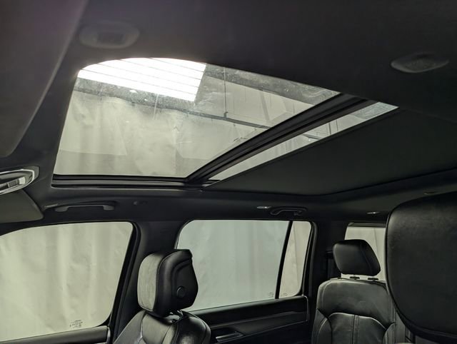 Used 2023 Jeep Wagoneer Series II image 12