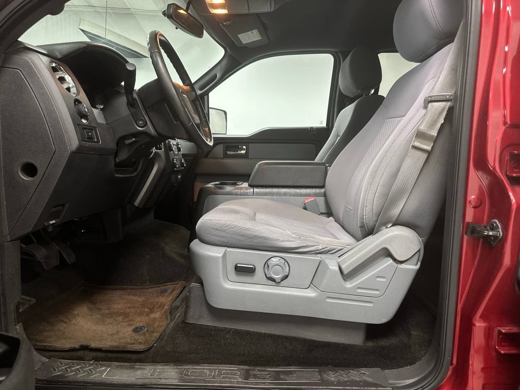 Used 2014 Ford F150 XLT w/ Equipment Group 302A Luxury RWD image 18