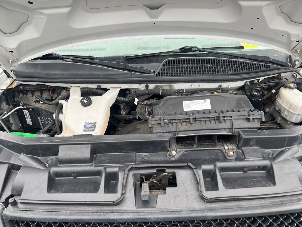 Used 2019 Chevrolet Express 2500 w/ Driver Convenience Package image 30