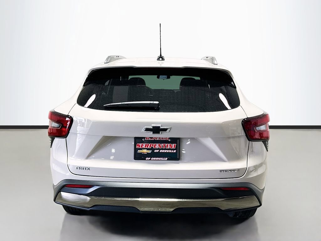 New 2026 Chevrolet Trax ACTIV FWD image 7