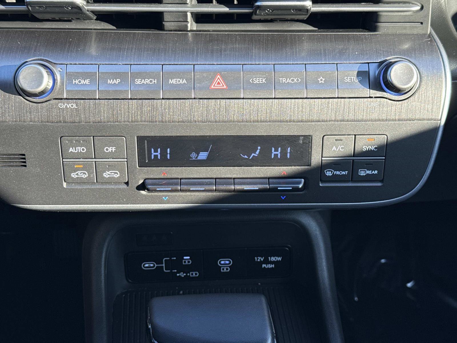 Used 2025 Hyundai Kona SEL image 5