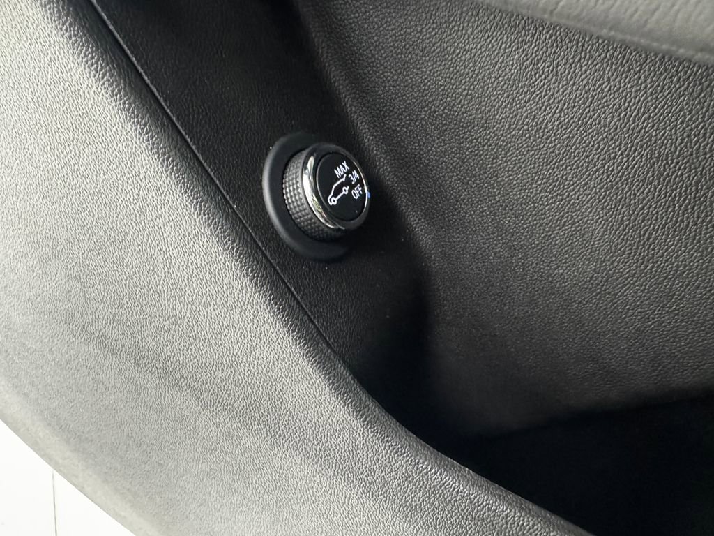 Used 2023 Cadillac XT5 Luxury image 27