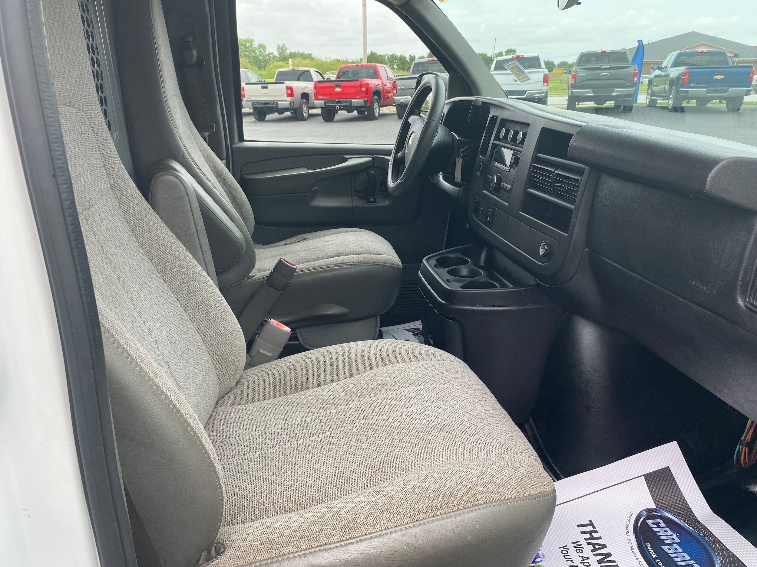 Used 2013 Chevrolet Express 2500 RWD image 14