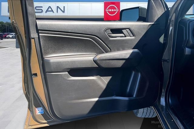 Used 2023 Chevrolet Colorado W/T image 18