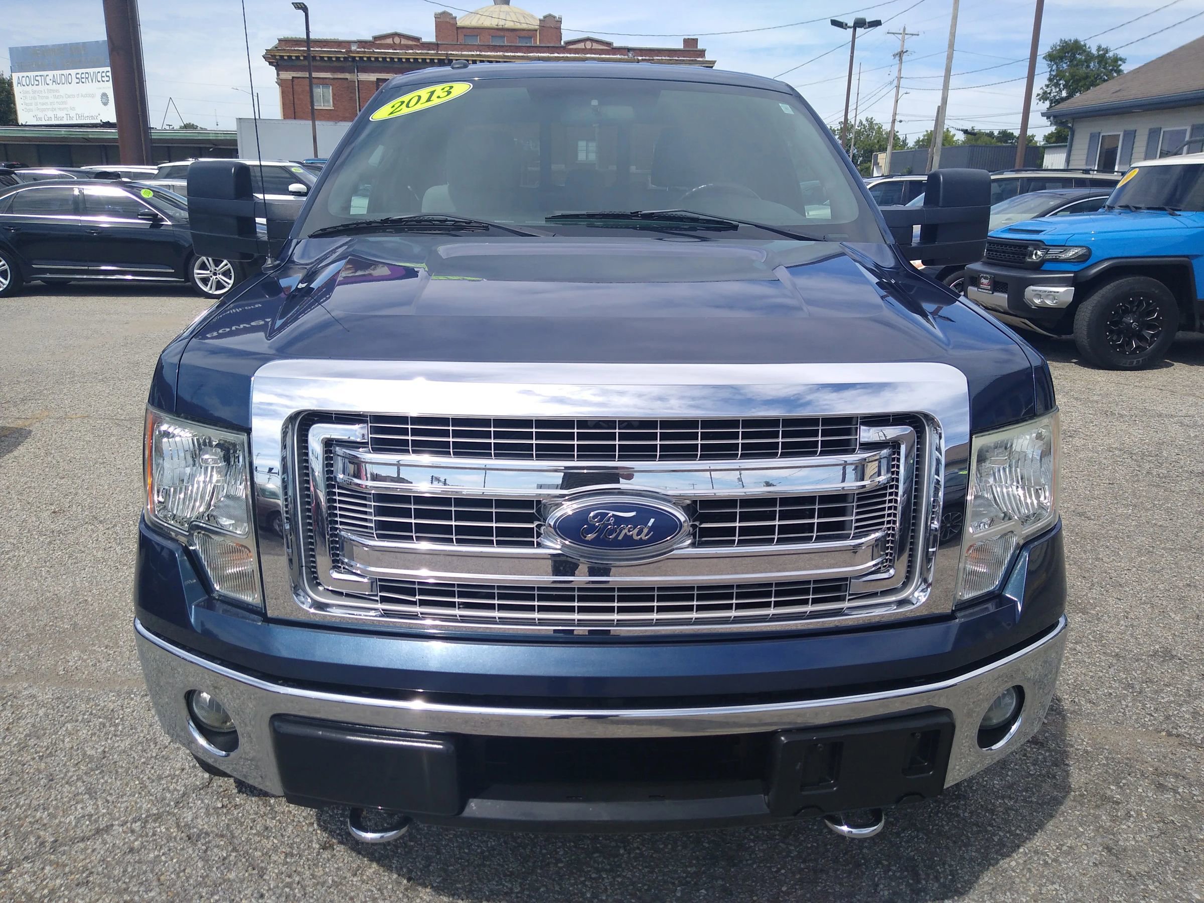 Used 2013 Ford F150 XLT w/ XLT Chrome Pkg image 9