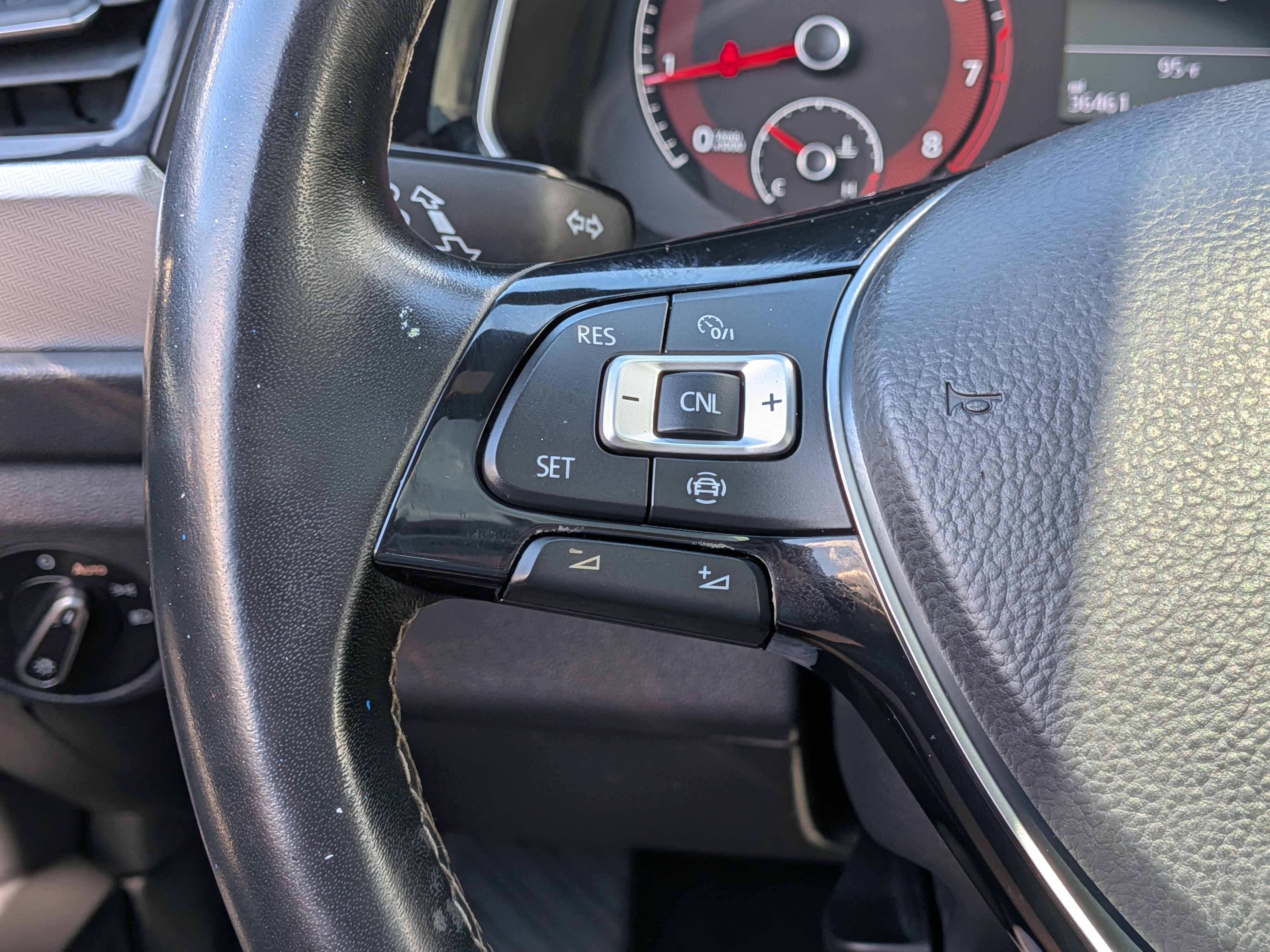 Used 2021 Volkswagen Jetta R-Line FWD image 24
