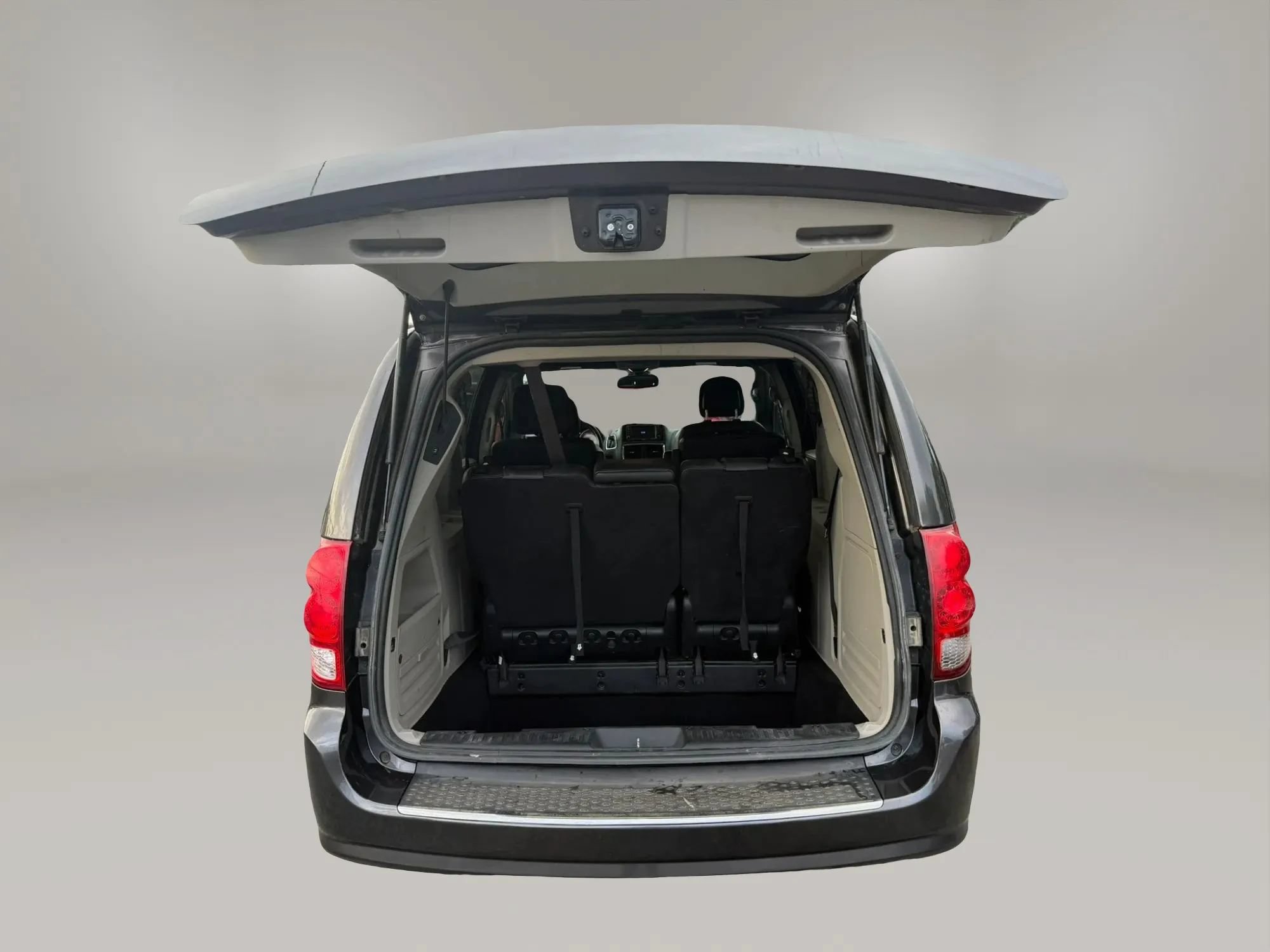 Used 2019 Dodge Grand Caravan SXT FWD image 27