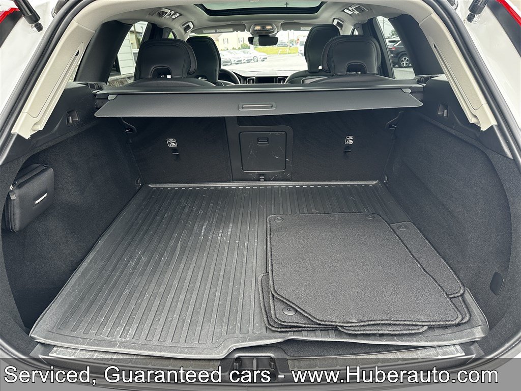 Used 2023 Volvo XC60 B5 Plus w/ Protection Package Premier AWD/4WD image 15