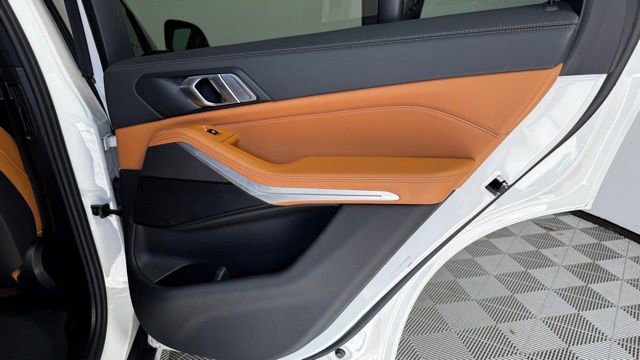 Used 2023 BMW X5 xDrive40i w/ Premium Package image 19