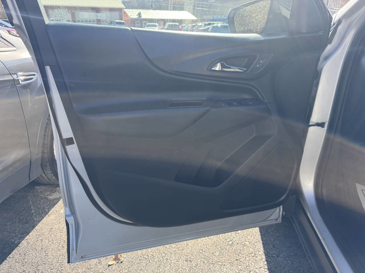 Used 2019 Chevrolet Equinox LT image 11