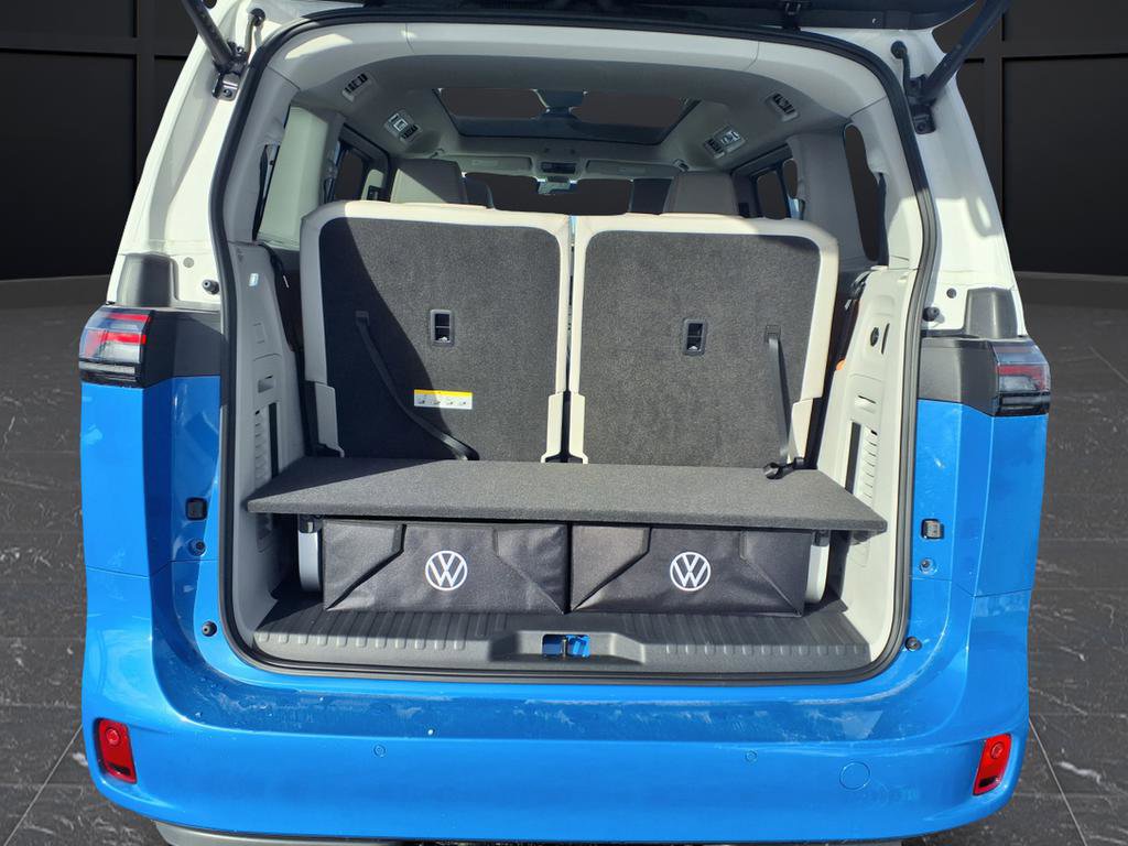 New 2025 Volkswagen ID. Buzz 1st Edition image 4