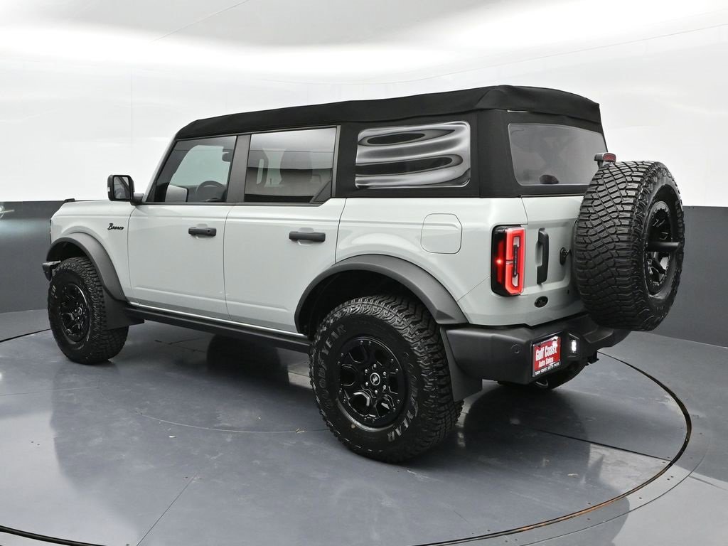 Used 2023 Ford Bronco Wildtrak image 25