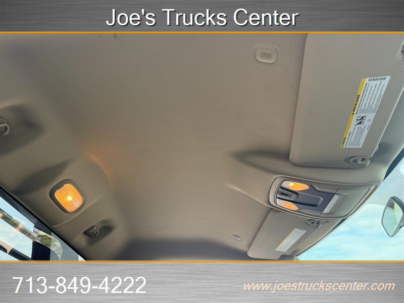 Used 2020 RAM 3500 Tradesman w/ Chrome Appearance Group RWD image 22